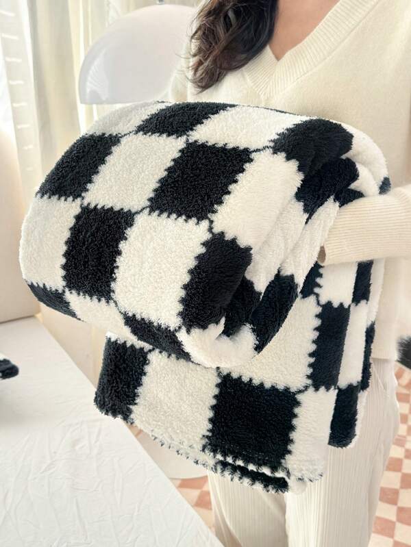 1pc Black Plaid Pattern Blanket, Soft, Comfortable And Warm, Suitable For Home Decor, Bed, Sofa, Office, Room, Dorms, Machine Washable
